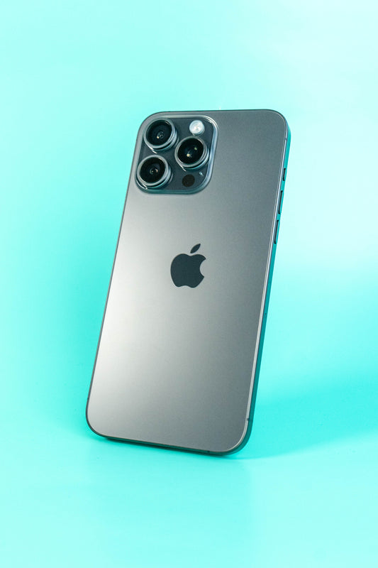 iPhone 15 ProMAX 256GB - ブラックチタニウム - Simフリー-バッテリー100%
