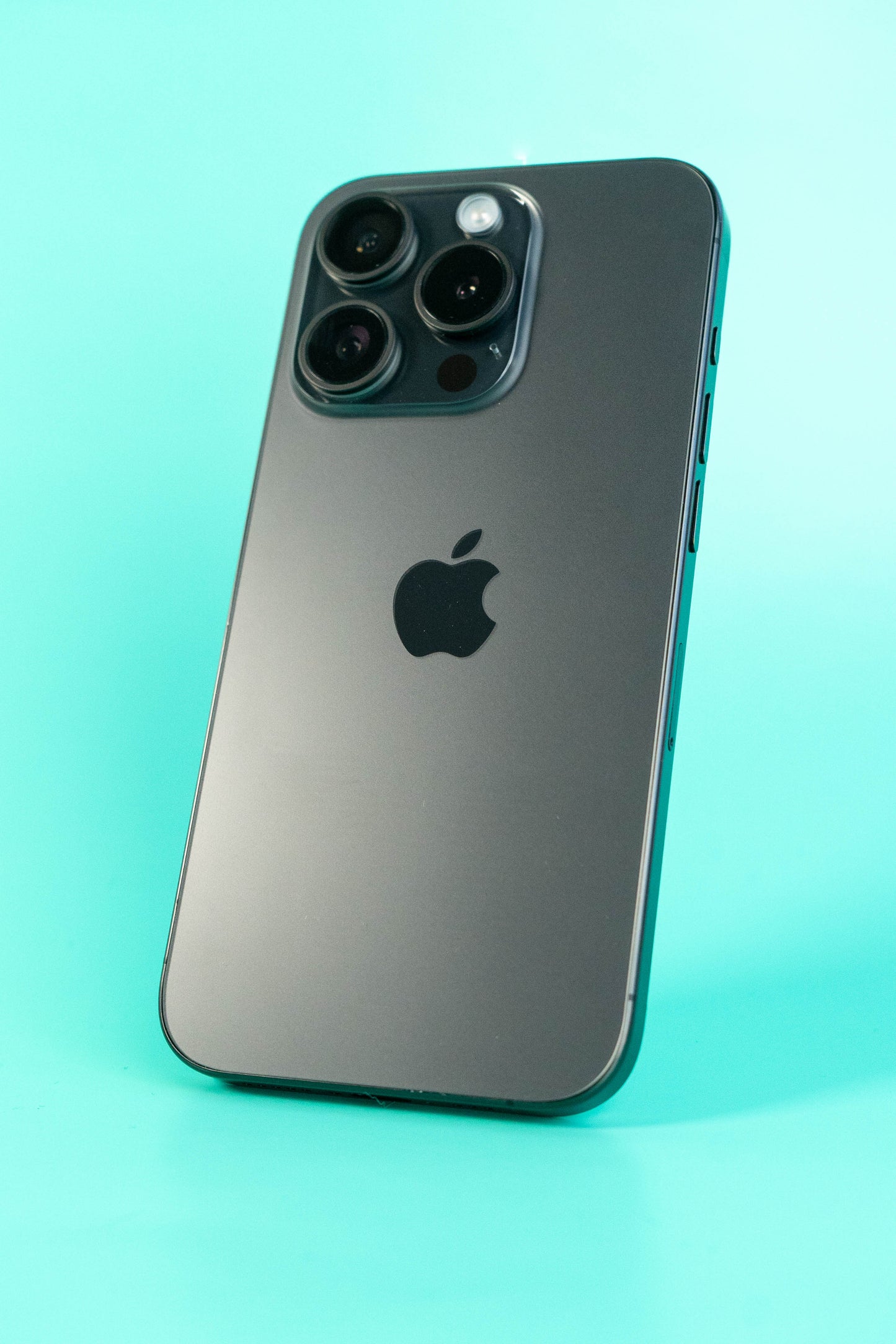 iPhone 15 Pro 256GB - ブラックチタニウム - Simフリー-バッテリー100%